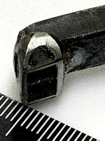 3コイル四つ足用　ファスナー下止め矢床(やっとこ、奴床、ヤットコ)